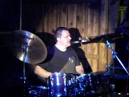  Jens ist froh ihn auf die B�hne gelockt zu haben